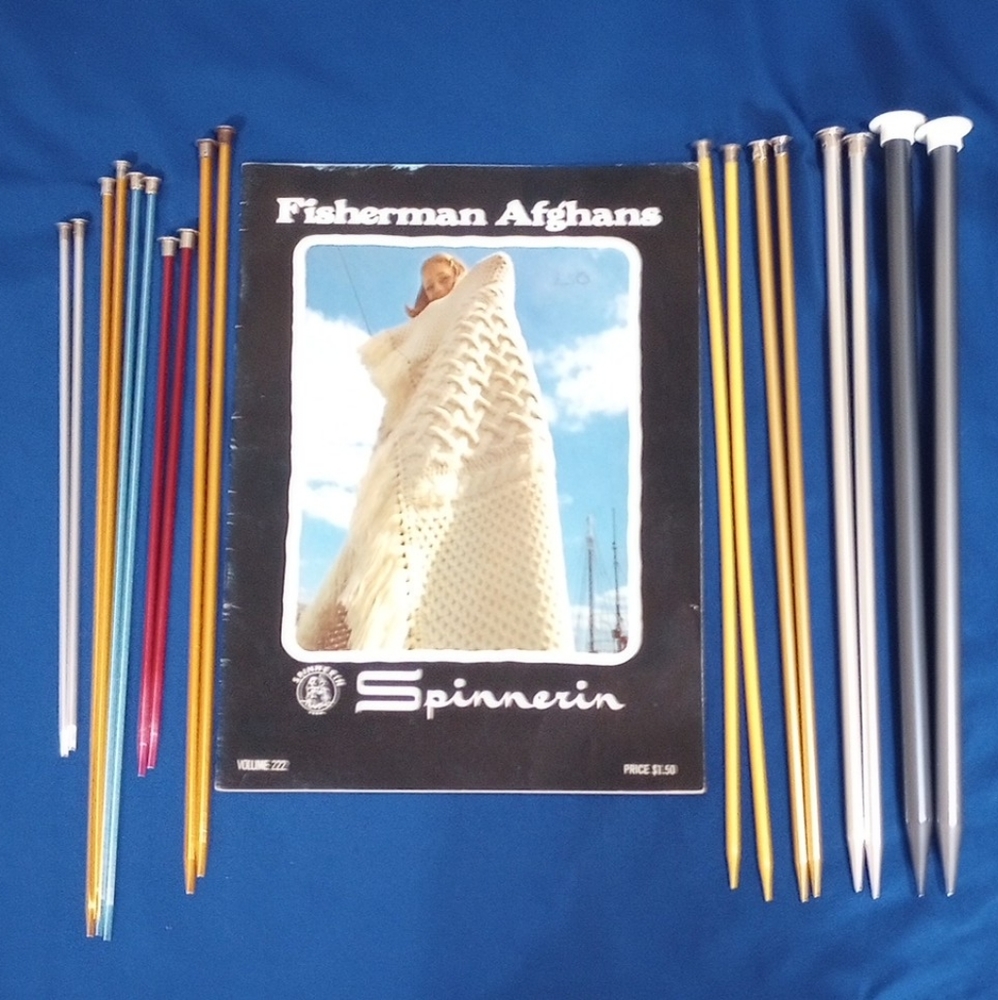 Vintage Spinnerin Knitting Instructional Booklet & Boye Knitting Needles…